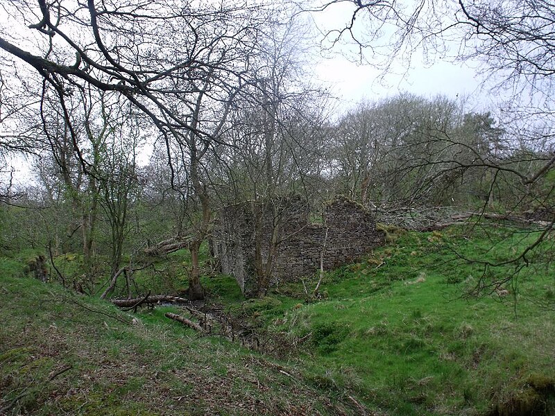 File:Easter Jaw, ruins (7) - geograph.org.uk - 2953103.jpg