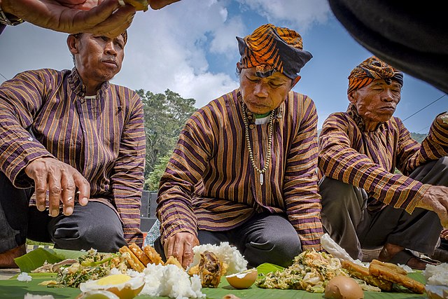 Selamatan traditional Javanese ceremony usually involved a communal feast of eating together.
