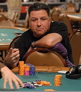 Elezra at the 2007 WSOP Eli Elezra.jpg