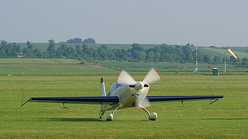 Extra 300L - G-BZII - Duxford Air Festival 2018 - 2