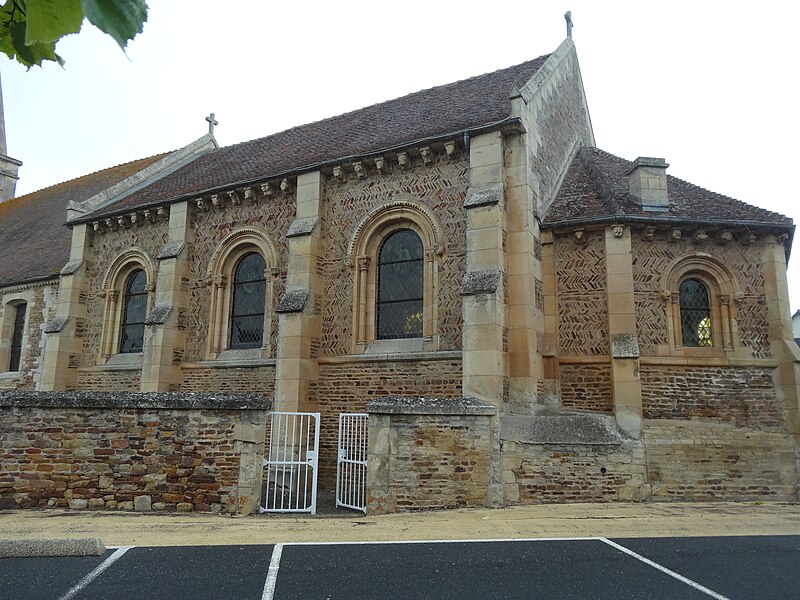 File:Feuguerolles-Bully (14) Façade sud du chevet de l'église Notre-Dame.JPG