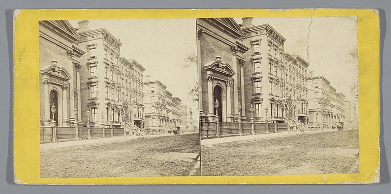 File:Fifth Avenue in New York, gezien richting het noorden vanaf de kruising met 37th Street Fifth Avenue and 37th Street, looking north (titel op object) Public and Private Buildings in N.Y. City (serietitel op object), RP-F-F11065.jpg