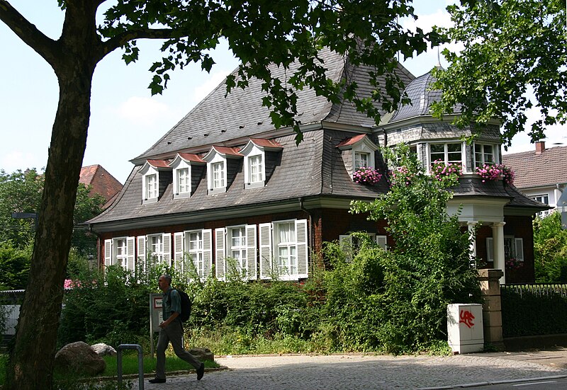 File:Freiburg-Verbindungshaus-02-2009-gje.jpg