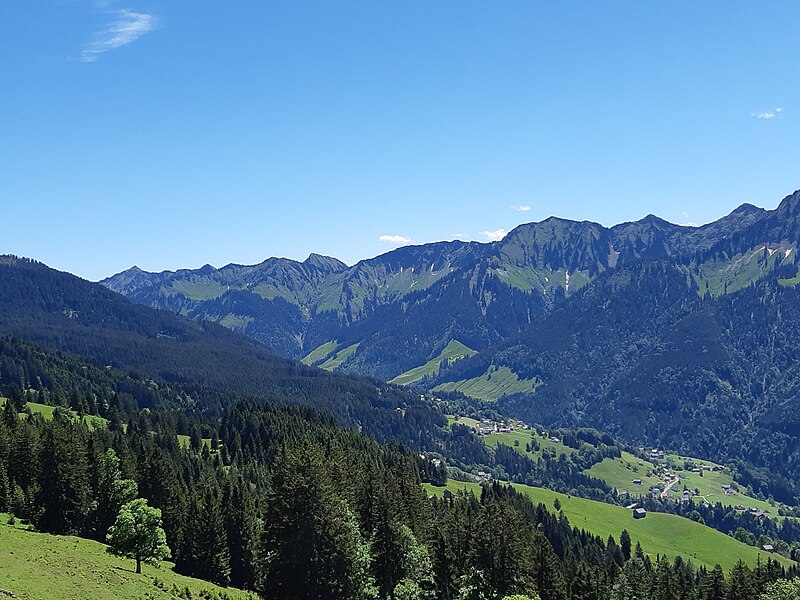 File:Furx-view to Laternsertal-03ESD.jpg