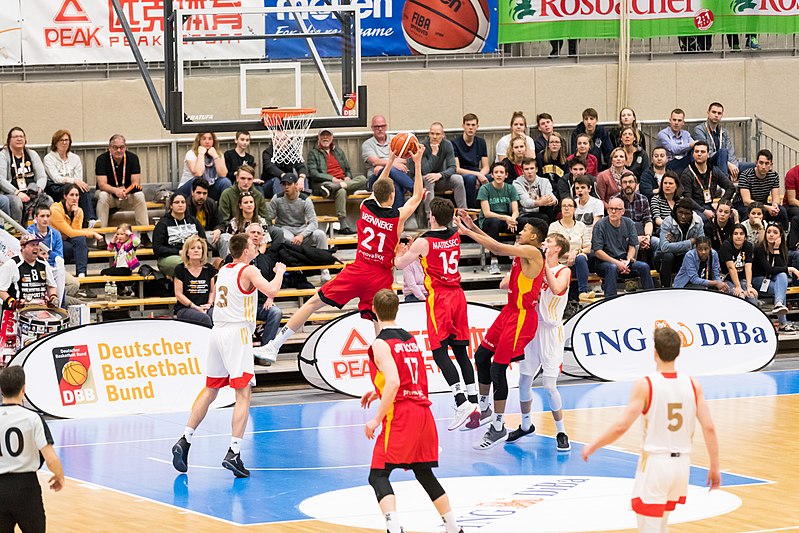 File:Germany vs Russia 80-75 - 2018096211050 2018-04-06 Basketball Albert Schweitzer Turnier Germany - Russia - Sven - 1D X MK II - 0617 - AK8I3353.jpg