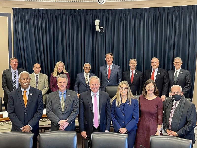 File:Glenn Youngkin with the Virginia Congressional delegation.jpg