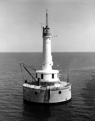 <span class="mw-page-title-main">Green Bay Harbor Entrance Light</span> Lighthouse in Wisconsin, United States