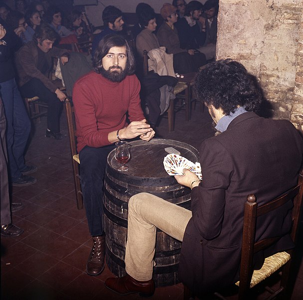 File:Guccini all'Osteria delle Dame - Bologna (1972).jpg