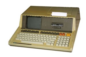 The HP 85: The First Hewlett-Packard PC - HP History