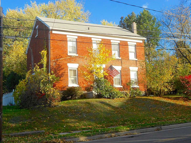 File:House in Jenkins TWP LuzCo PA.jpg