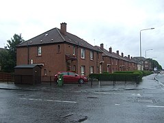 Rumah-rumah di London Road (A74) (geograph 5446428).jpg