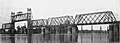 Illinois River Lift Bridge, Pekin, IL.jpg