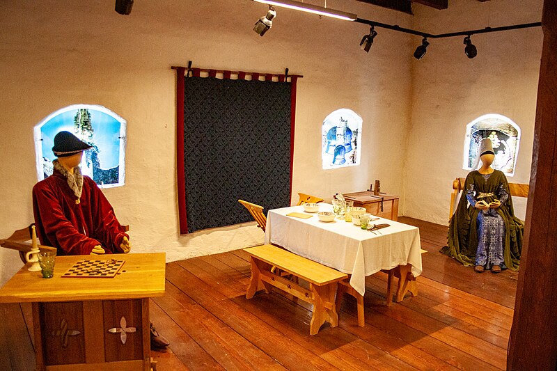 File:Interior exhibiton in Celje Castle 01.jpg