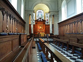 The chapel of Pembroke College, Cambridge, where Lapwood has served as Director of Music since 2016. Interior of Pembroke College Chapel, Cambridge - geograph.org.uk - 2154736.jpg