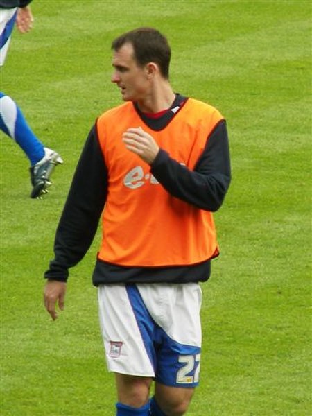 Jeffers warming up for Ipswich Town in 2007