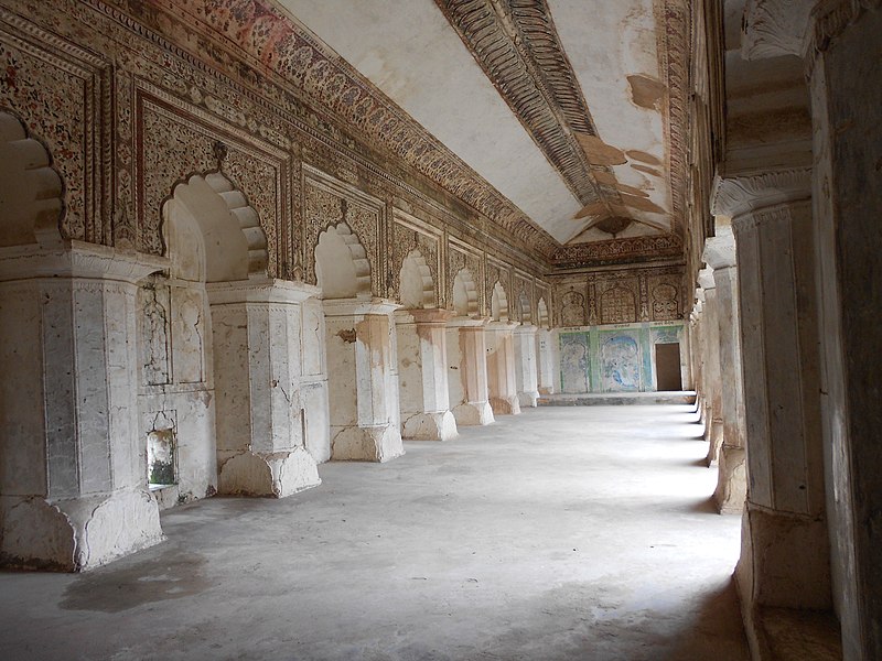 File:Jahangir Mahal (Sheeshmahal 5).jpg