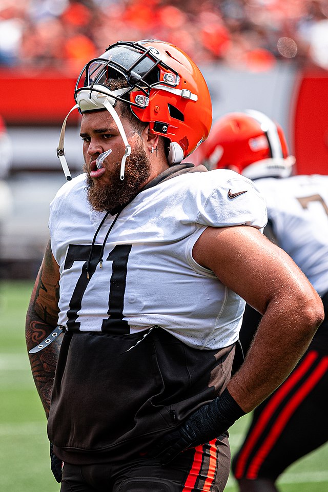 Who Are the Best Cleveland Browns Offensive Linemen? - Sports Illustrated