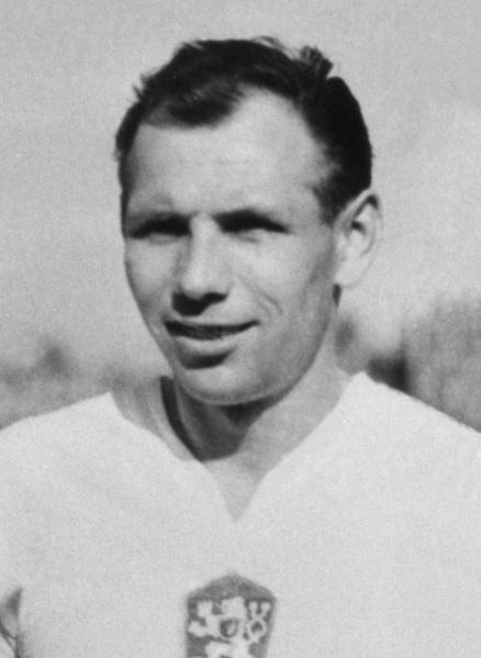 File:Jiří Tichý 1962b.jpg