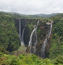 Trotadu Falls Sagaran