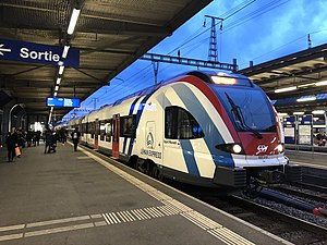 LEX pour Coppet en gare de Genève-Cornavin 2019-12-16 (2).jpg
