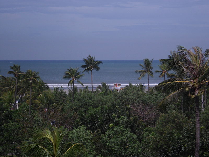 File:Lingayen beach from rooftop.JPG