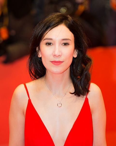 File:MJK30806 Sibel Kekilli (Berlinale 2017).jpg