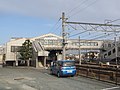 伊奈駅駅舎