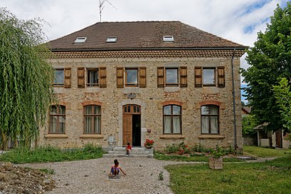 Comment aller à Saint-Martin-De-Clelles en transport en commun - A propos de cet endroit