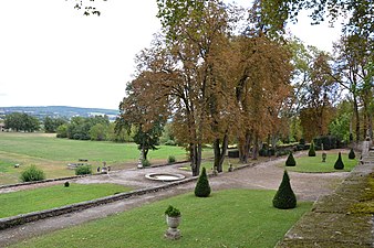 Jardins du château de Sauvan.