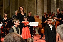 Opis zdjęcia Międzynarodowy Konkurs Skrzypcowy im. Marie Cantagrill 2013 - Laureaci I nagrody Concert.JPG.