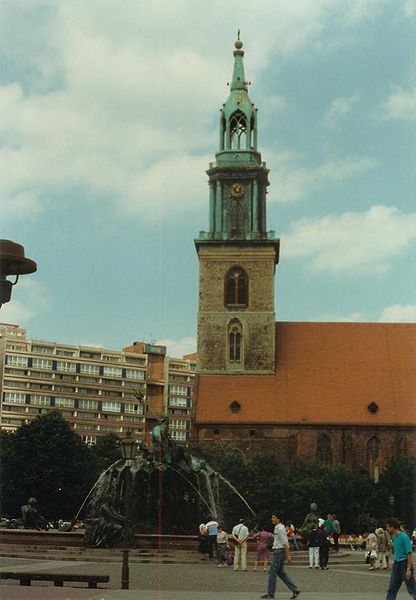 File:Marienkirche.jpg