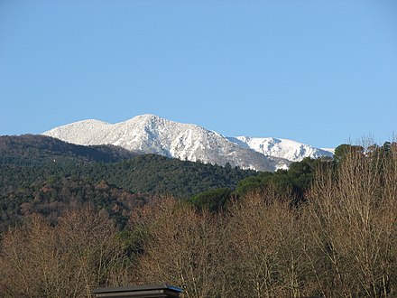 Català: Matagalls vist des d'Arbúcies English: Matagalls view from Arbúcies Español: Matagalls visto des de Arbúcies