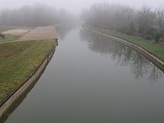 Le canal de Briare sur le territoire de la commune de Montcresson. category:Montcresson