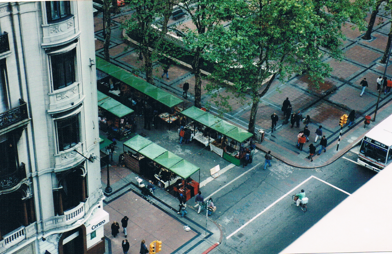 File:Montevideo aym2 Artisan Market.png