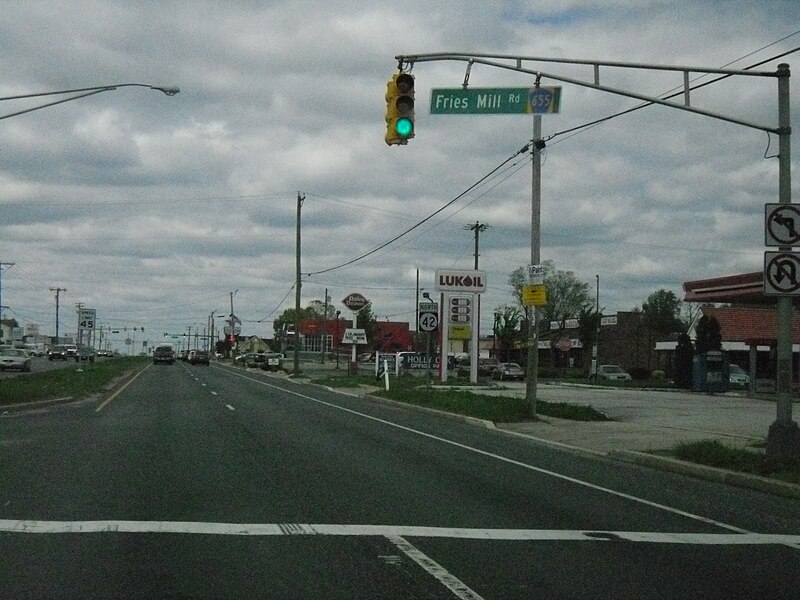 File:New Jersey State Route 42 - 4545839232.jpg