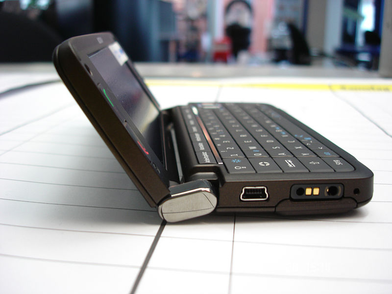 File:Nokia-E90-3.jpg