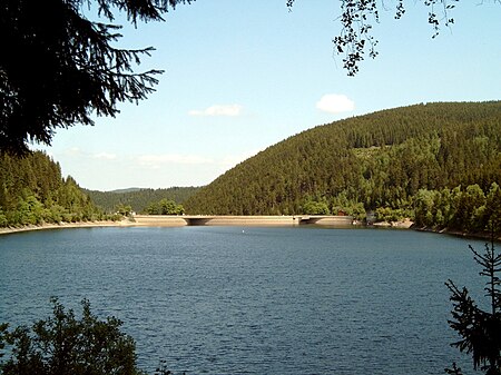 Okertalsperre staumauer seeseite