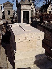 Père-Lachaise - 92. osztály - Aubin 01.jpg