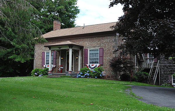 Preston-Gaylord Cobblestone Farmhouse