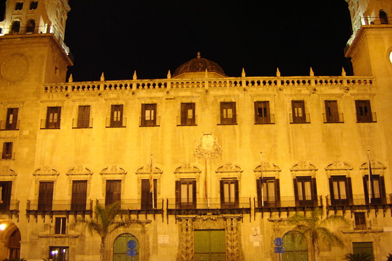 File:Palacio Municipal, Alicante, España..JPG