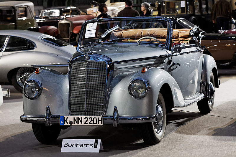 File:Paris - Bonhams 2013 - Mercedez-Benz 220 cabriolet A - 1955 - 006.jpg