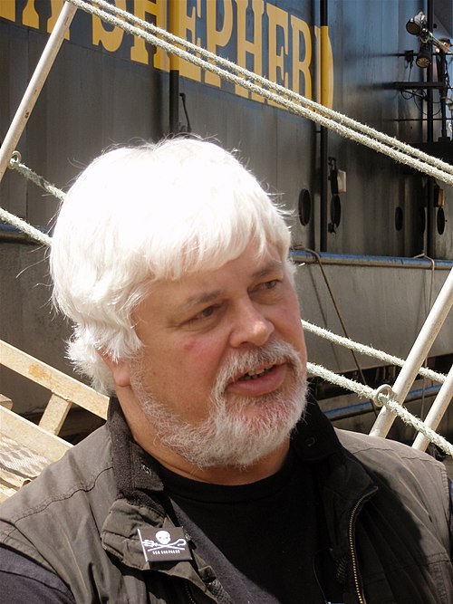 Watson, with the MY Steve Irwin docked in Hobart, in 2009