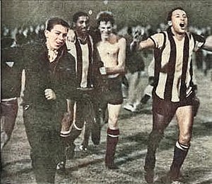 Peñarol Montevideo: Geschichte der Fußballabteilung, Rivalität mit Nacional, Symbole