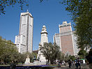 Plaza de España: Torre de Madrid, Monumento a Cervantes y Edificio España