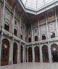 Porto-Palácio da Bolsa-Pátio das Nações-20142910.jpg