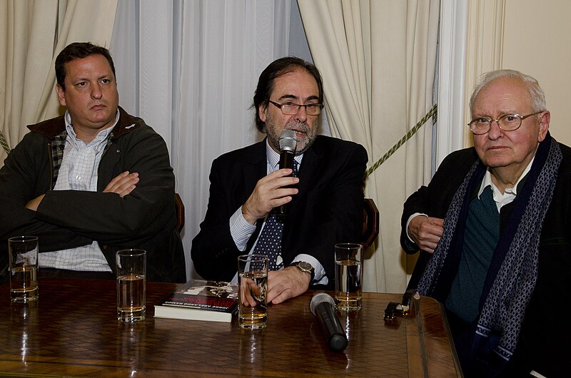 File:Presentación deli libro Revolución y contrarrevolución, de Jorge Abelardo Ramos (8).jpg