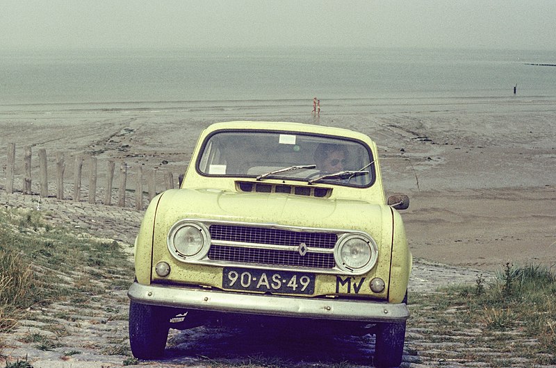 File:RWS Renault 4.jpg