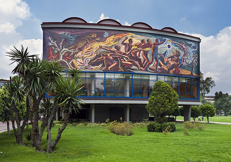 File:Rear facade of Alfonso Caro auditorium, UNAM campus, Mexico City.jpg