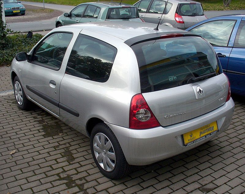 File:Renault Clio II Campus Phase II Dreitürer 1.2 Heck.JPG - Wikimedia  Commons