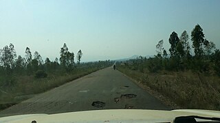 Road in Cibitoke Province.jpg